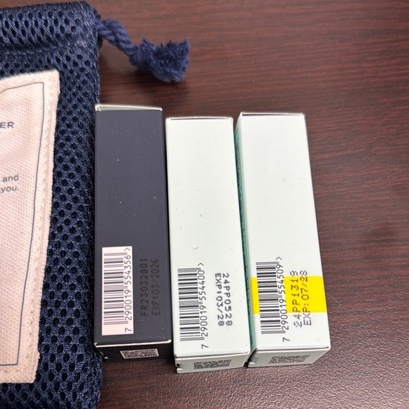 Mini/Travel size New Fre Suncare Essentials! NEW SEALED - Picture 3 of 4